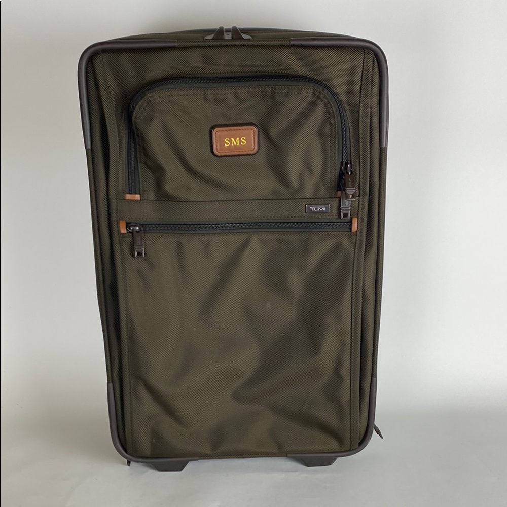 TUMI Alpha 2 Carry - On Expandable Suitcase 21” 2-Wheel Brown 22020ES2. - Picture 2 of 16